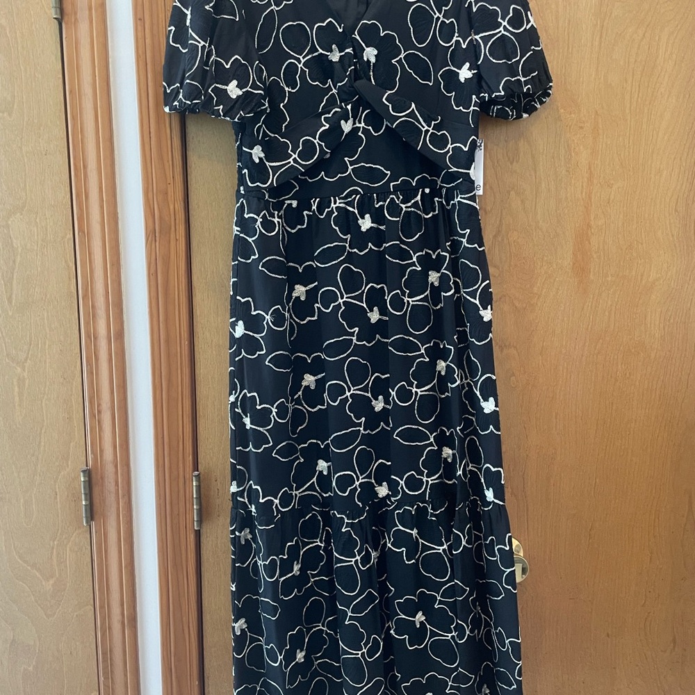 Kensie Black and White Floral Midi Dress